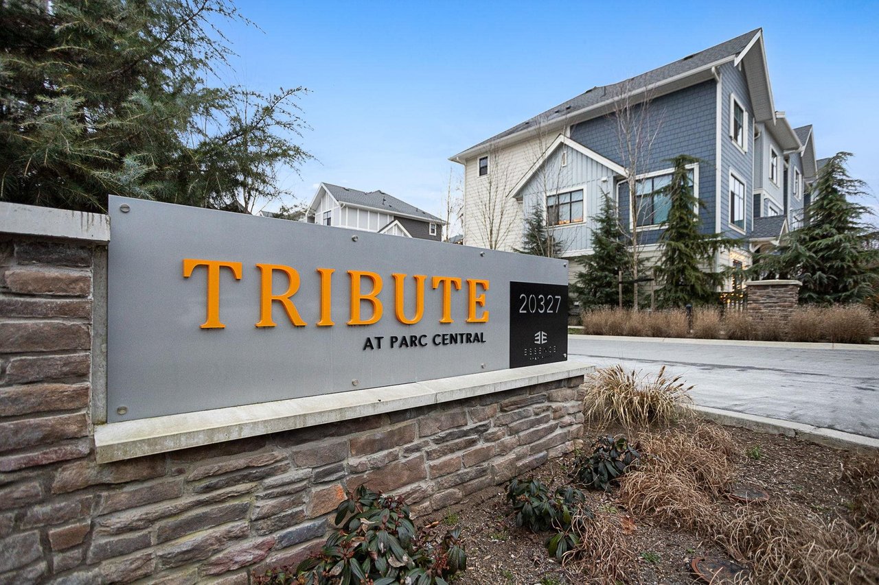 78-20327 72b Ave