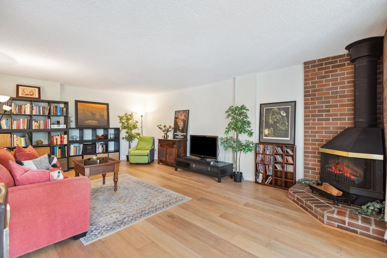 608-2101 Mcmullen Ave