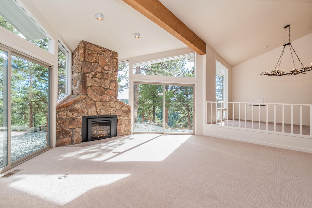 4300 Sunshine Canyon Dr