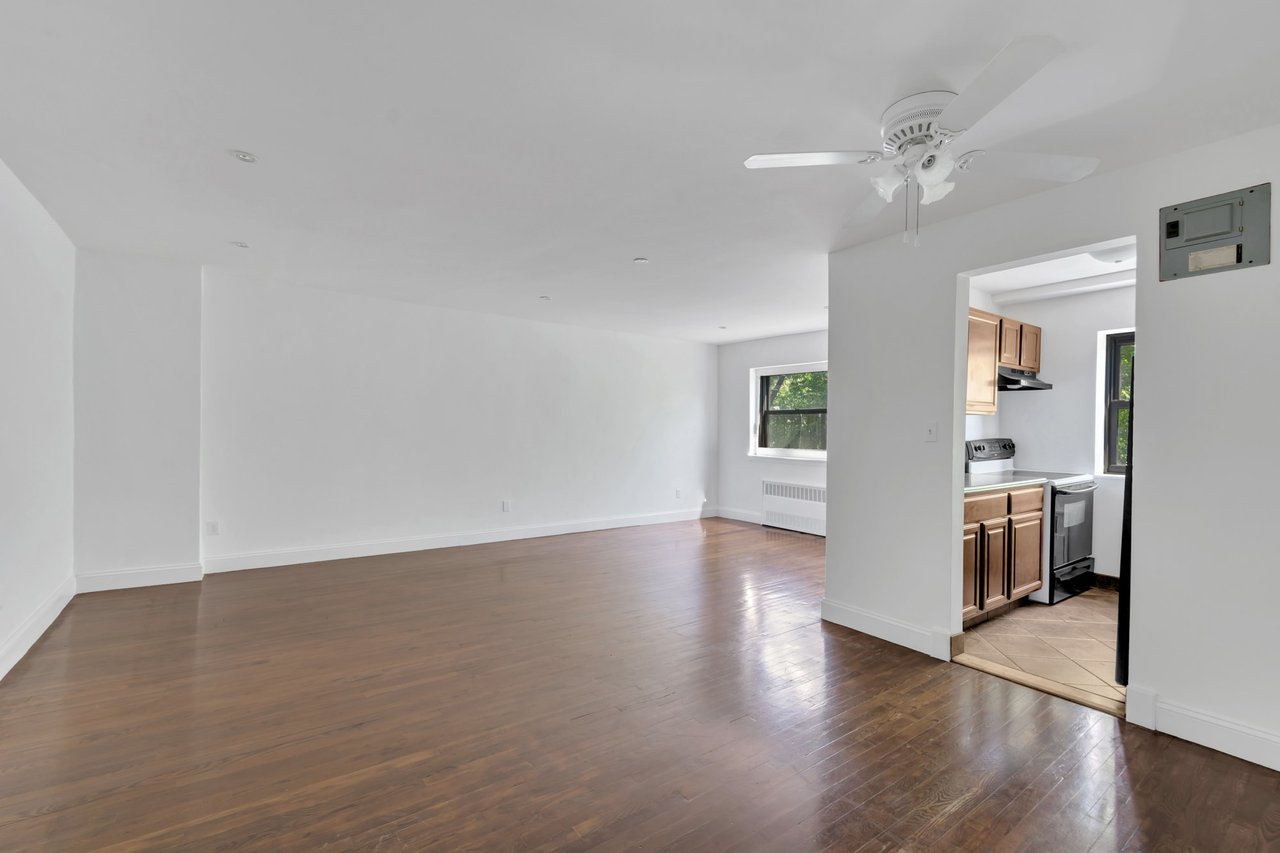 2545 Sedgwick Avenue, Unit 4D