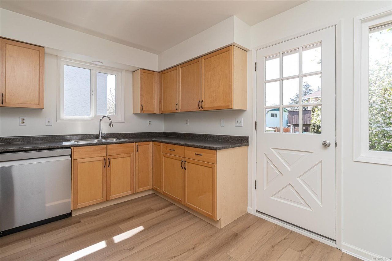 4354 Okano Pl