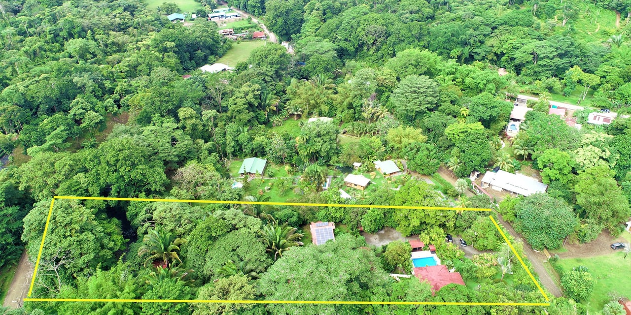 Riverfront Boutique Jungle Hotel, Ojochal, Puntarenas