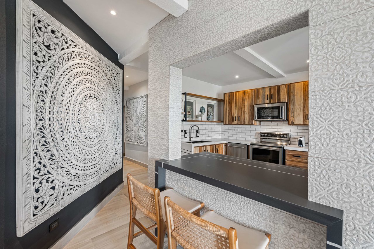 Twin Dolphins 1A | Exquisite Beachfront Oasis
