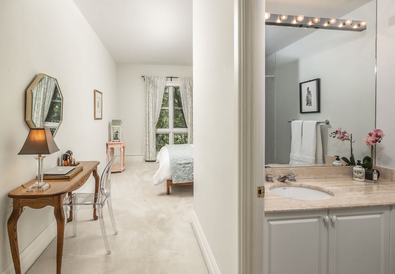 Bridle Path Meets Lawrence Park Grand Condo