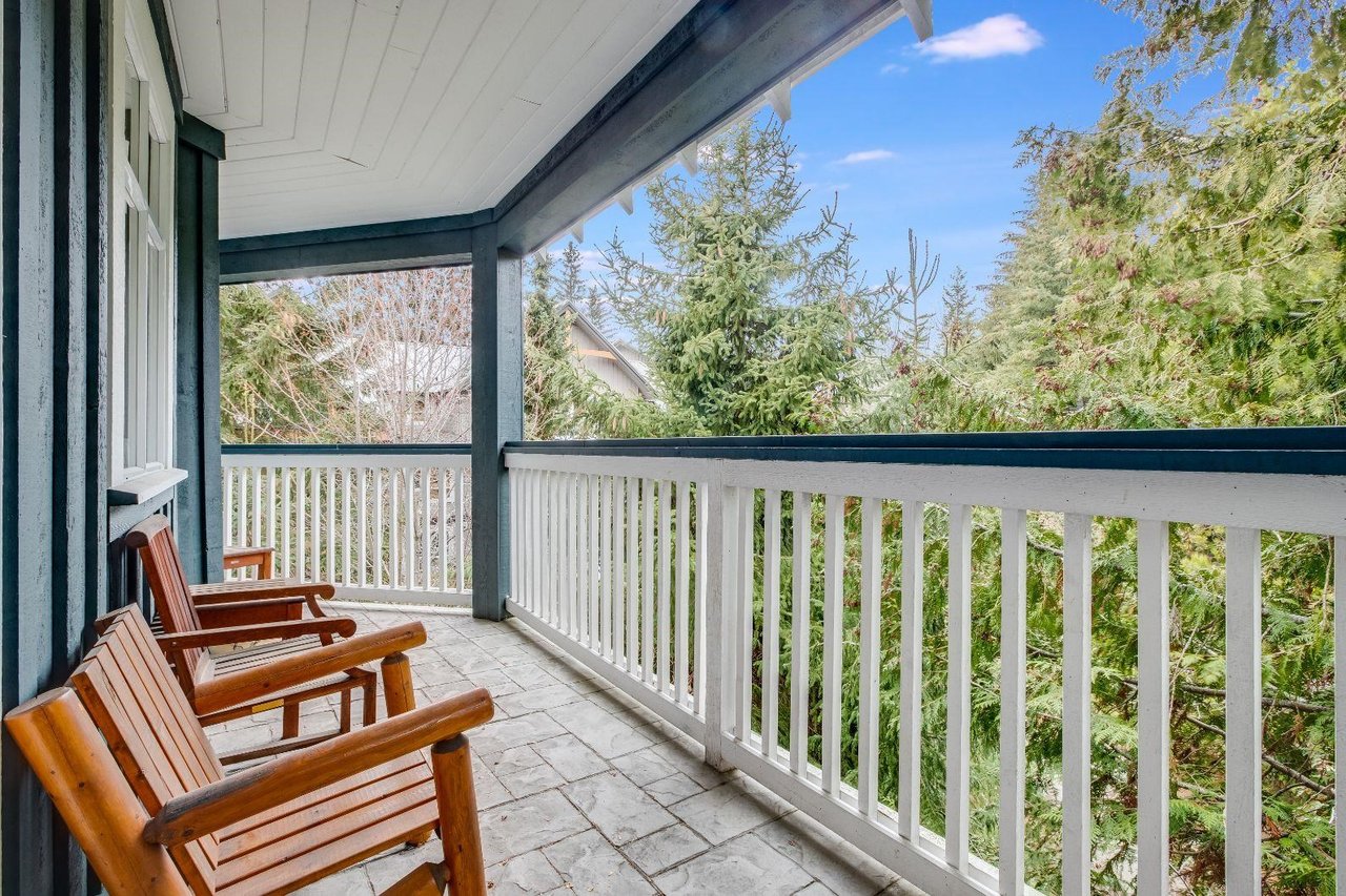 302-4405 Blackcomb Wy