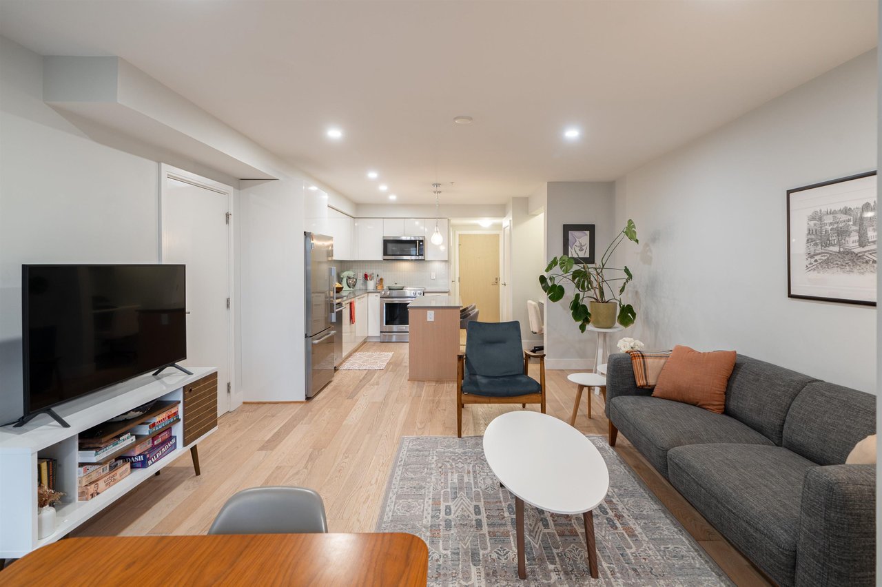 209-233 Kingsway