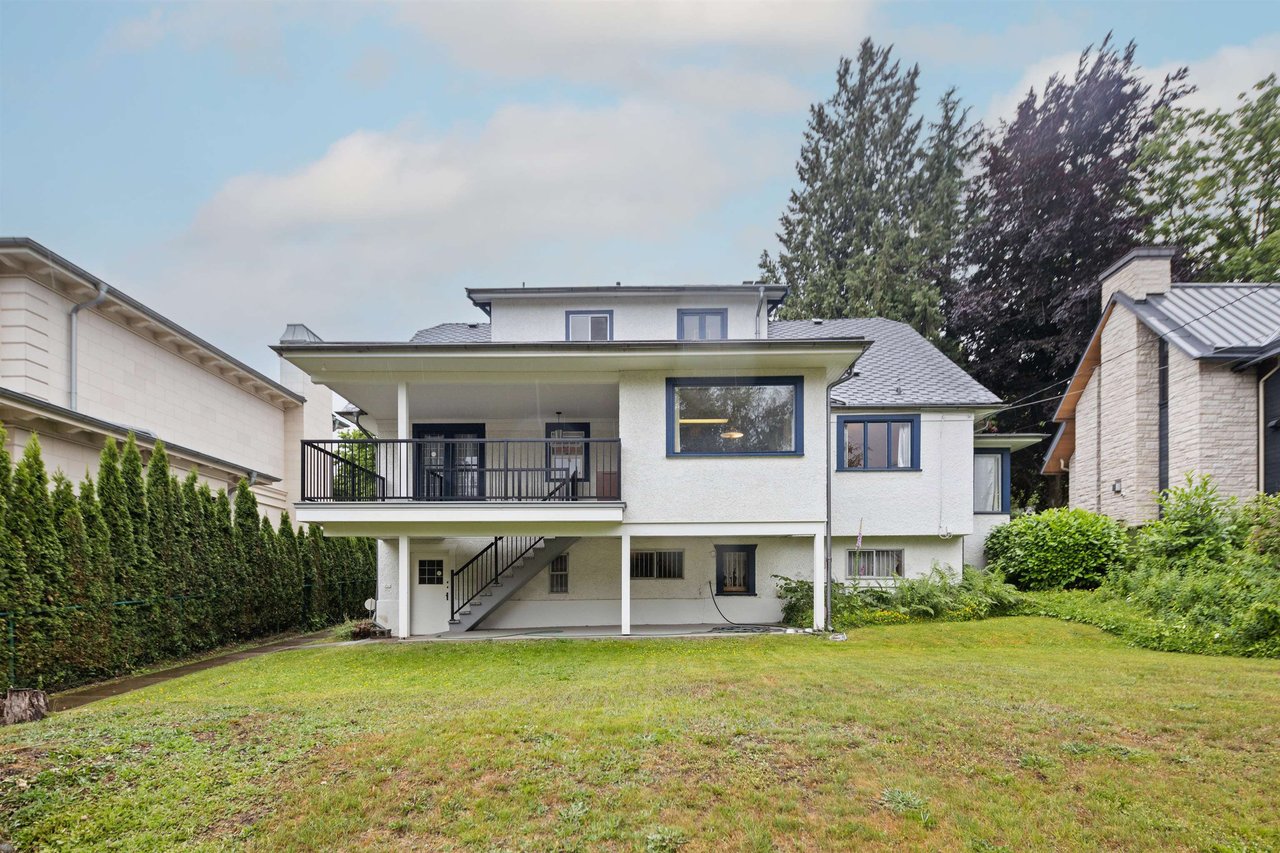 1281 W 32nd Ave