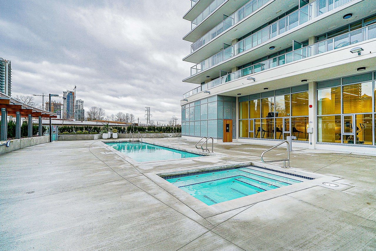 403-2388 Madison Ave
