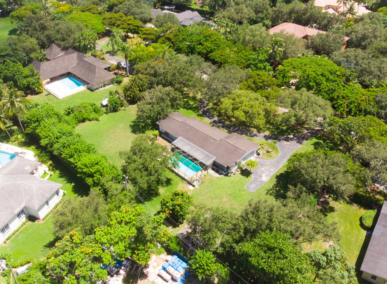 Pinecrest Opportunity for Build or Rennovate