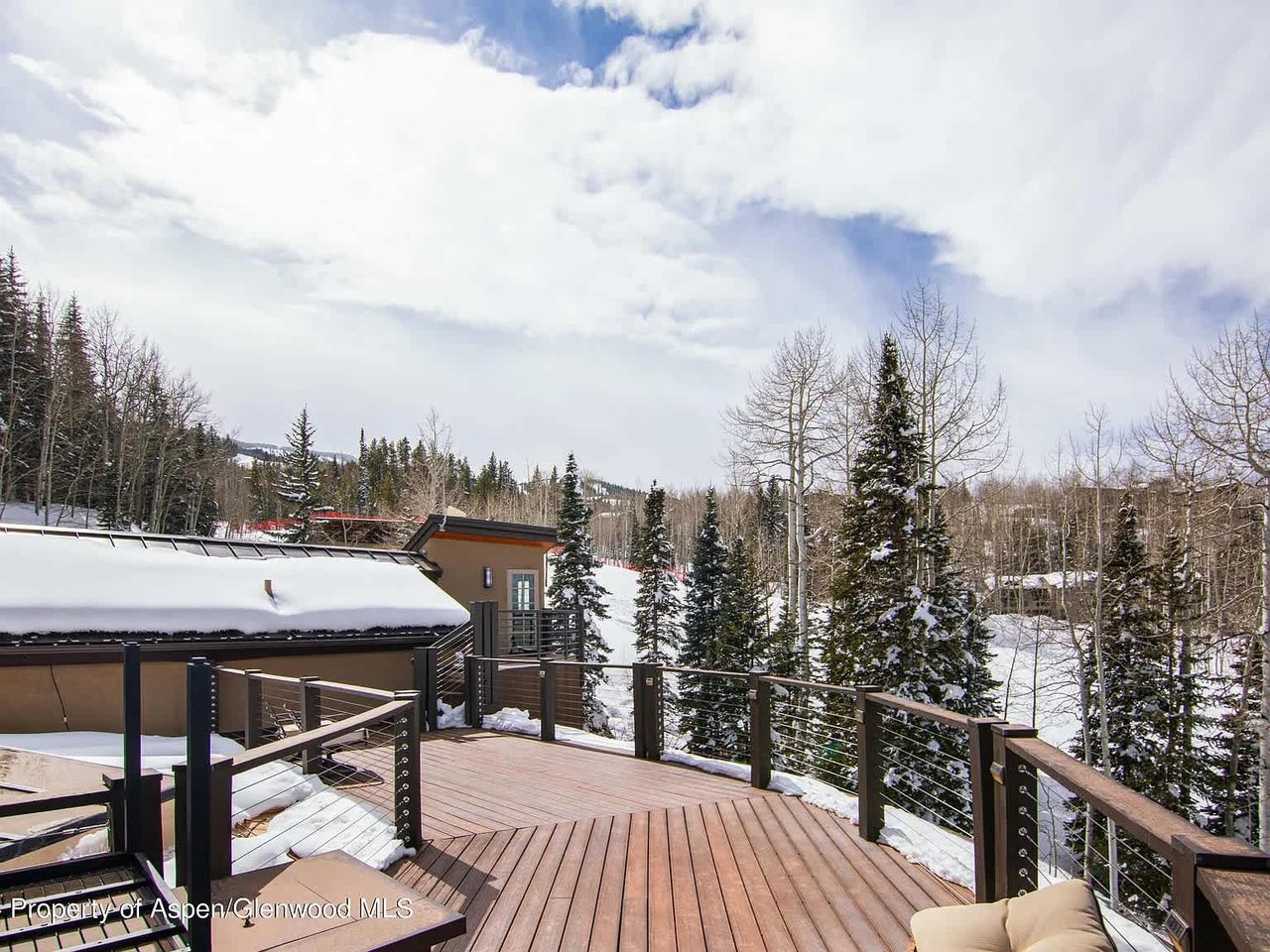  Perfect Gateway with Great Ski Acess - Snowmass Village