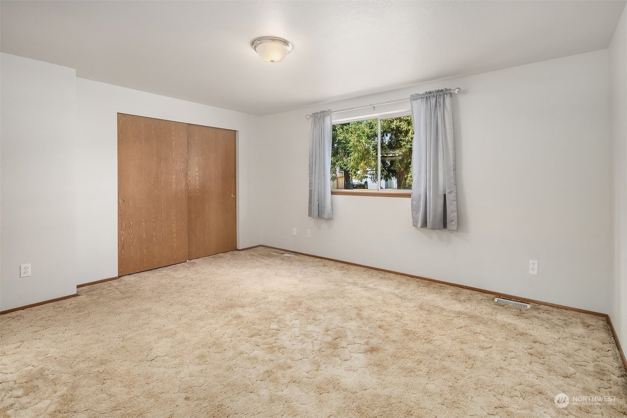 19104 11th Ave Ct