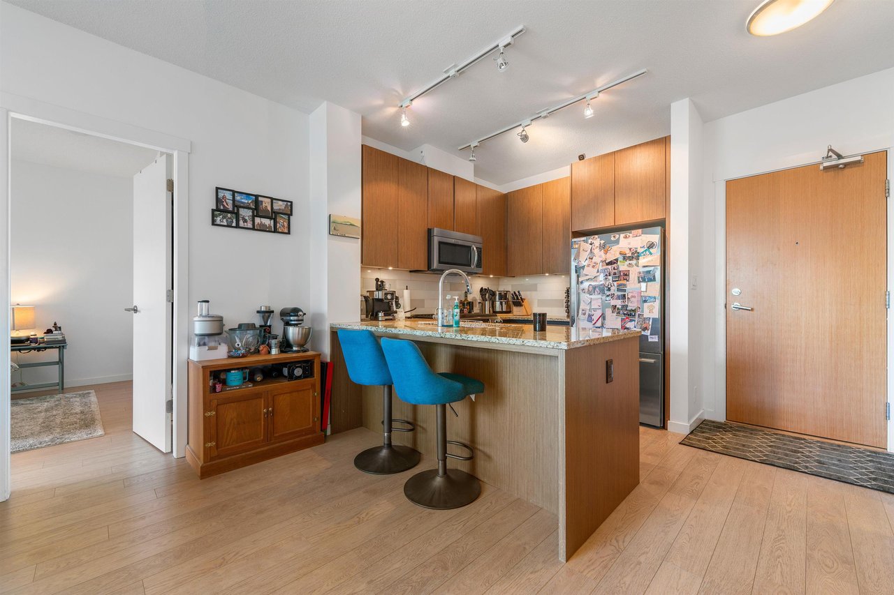 312-135 W 2nd St