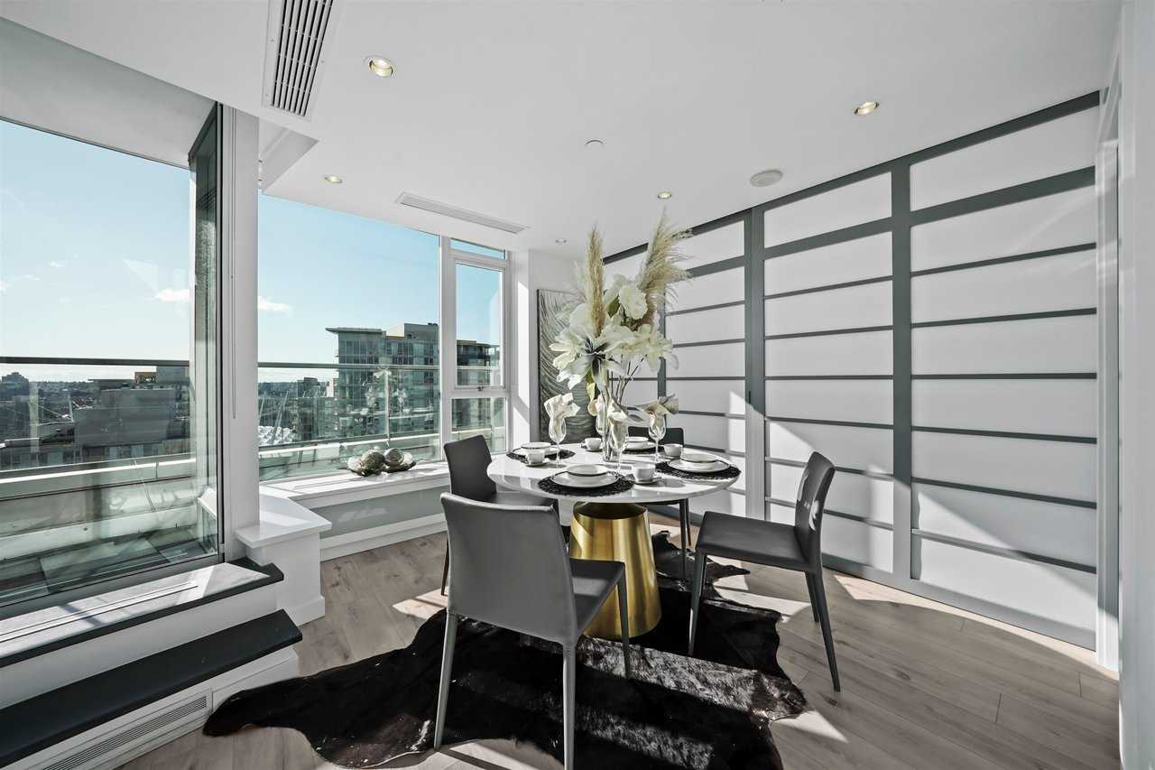 3905-188 Keefer Pl