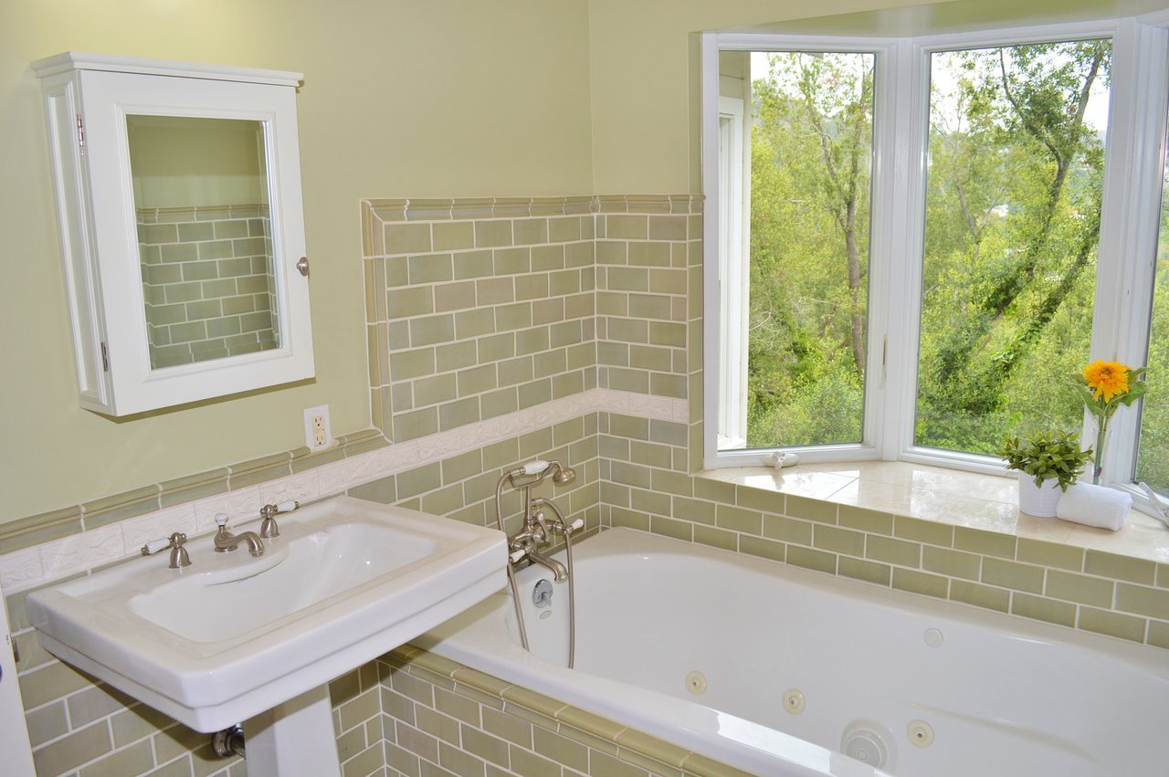 105 Spring Grove Avenue, San Anselmo