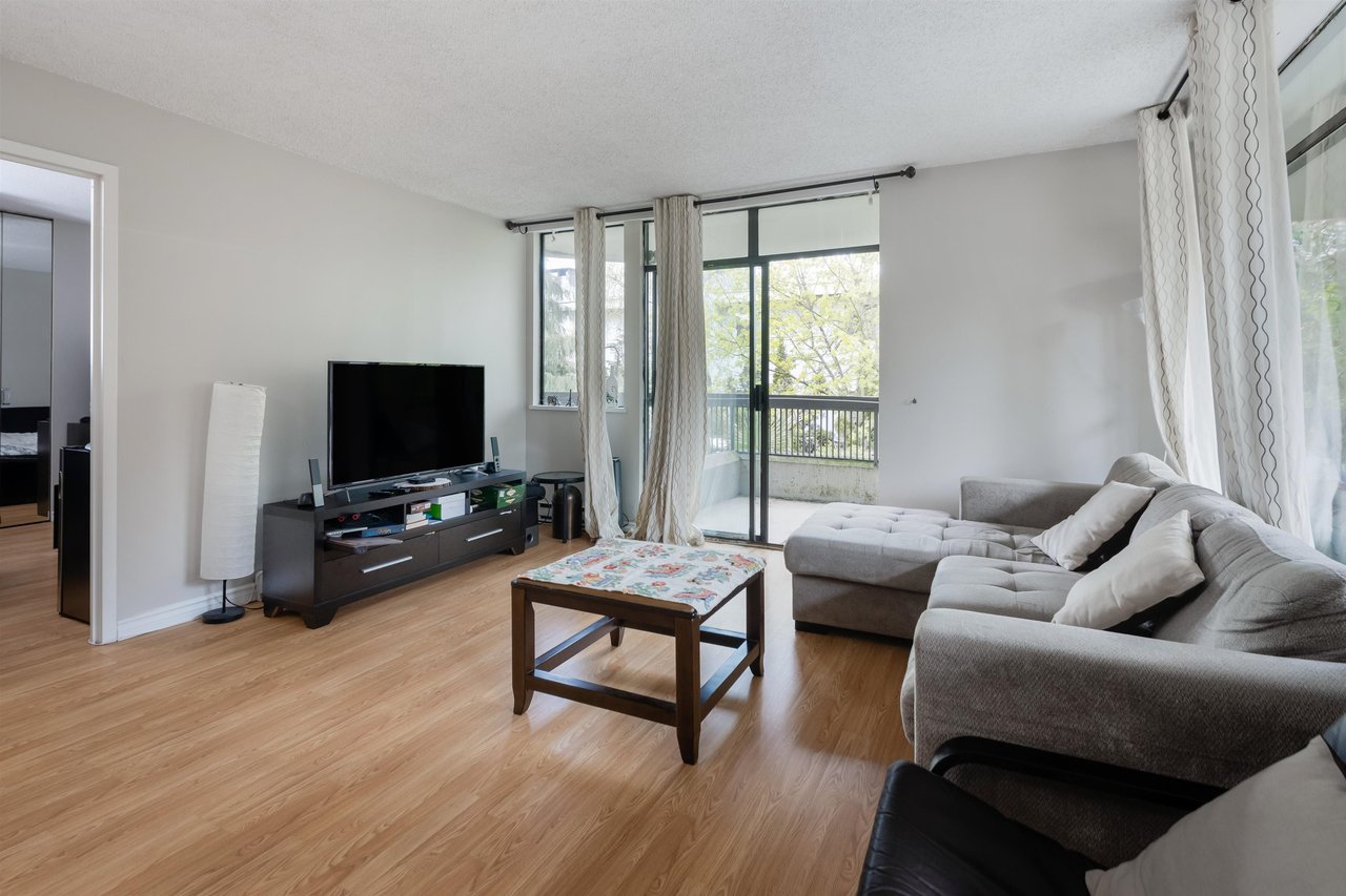 212-5932 Patterson Avenue, Burnaby