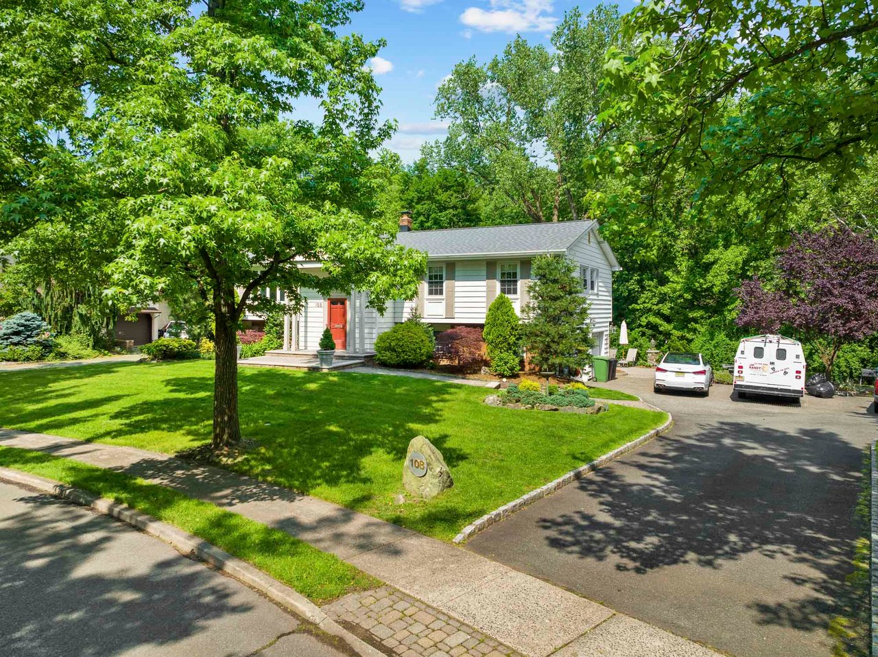 108 Brown Circle