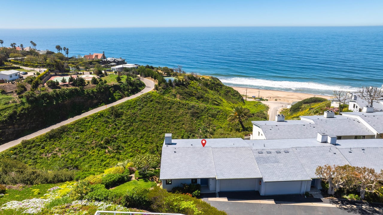Sensational Bluff Top Malibu Townhome
