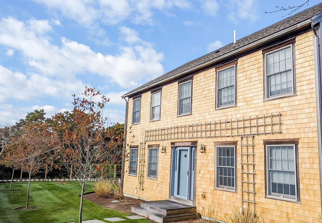 15 Rudder Ln