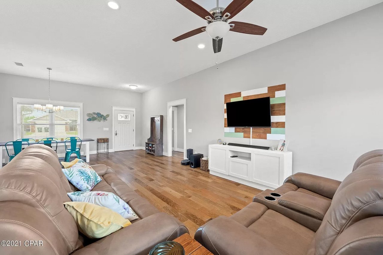 3606 AZALEA Court
