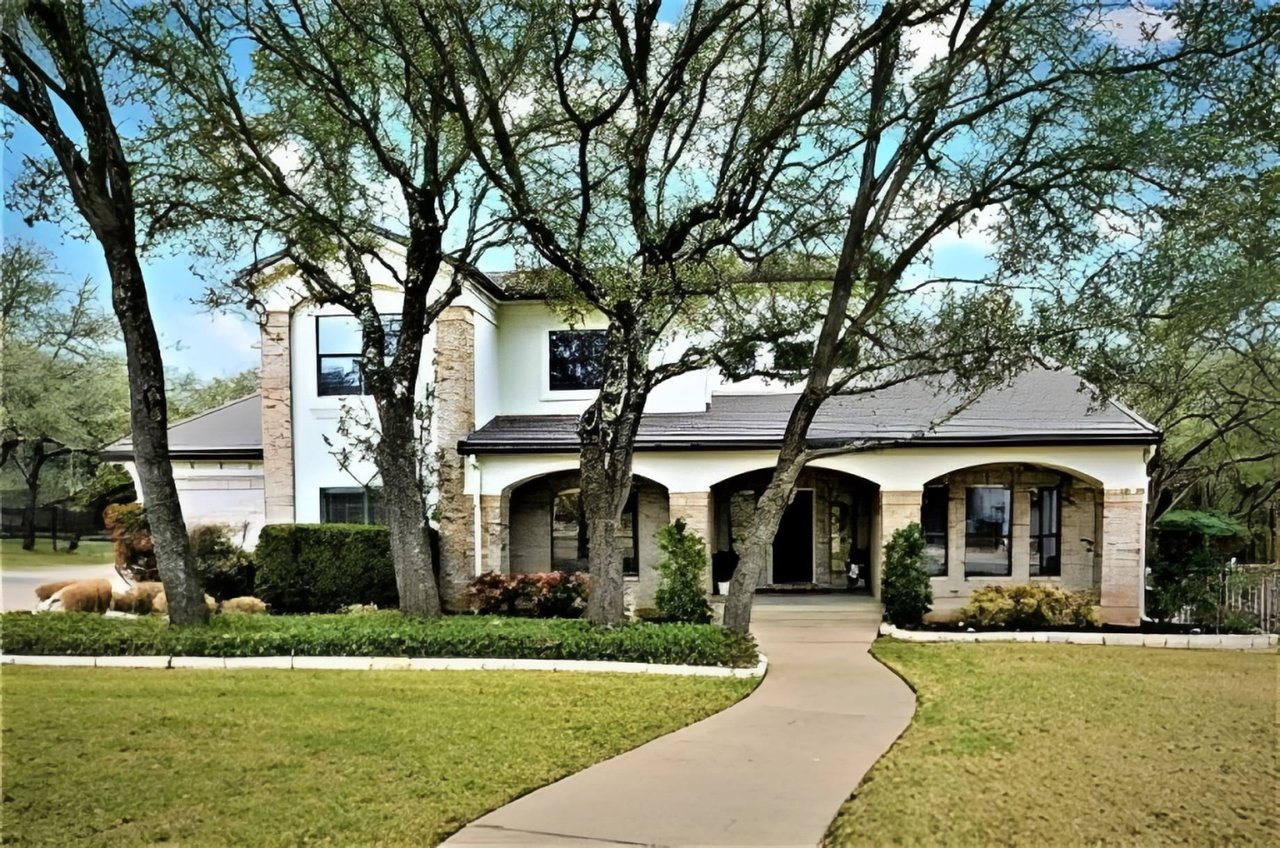 18 Autumn Oaks Dr
