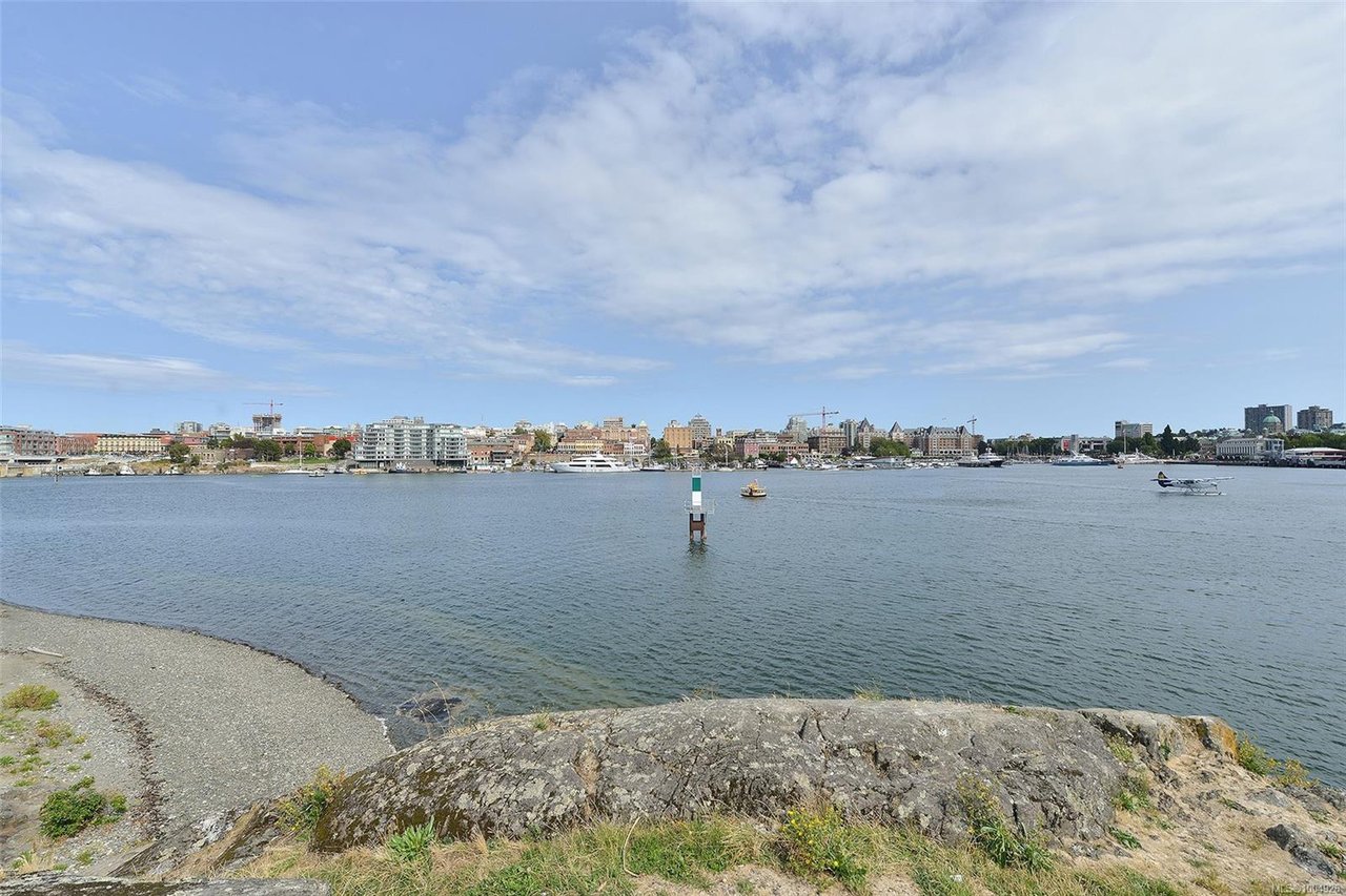 408-50 Songhees Rd