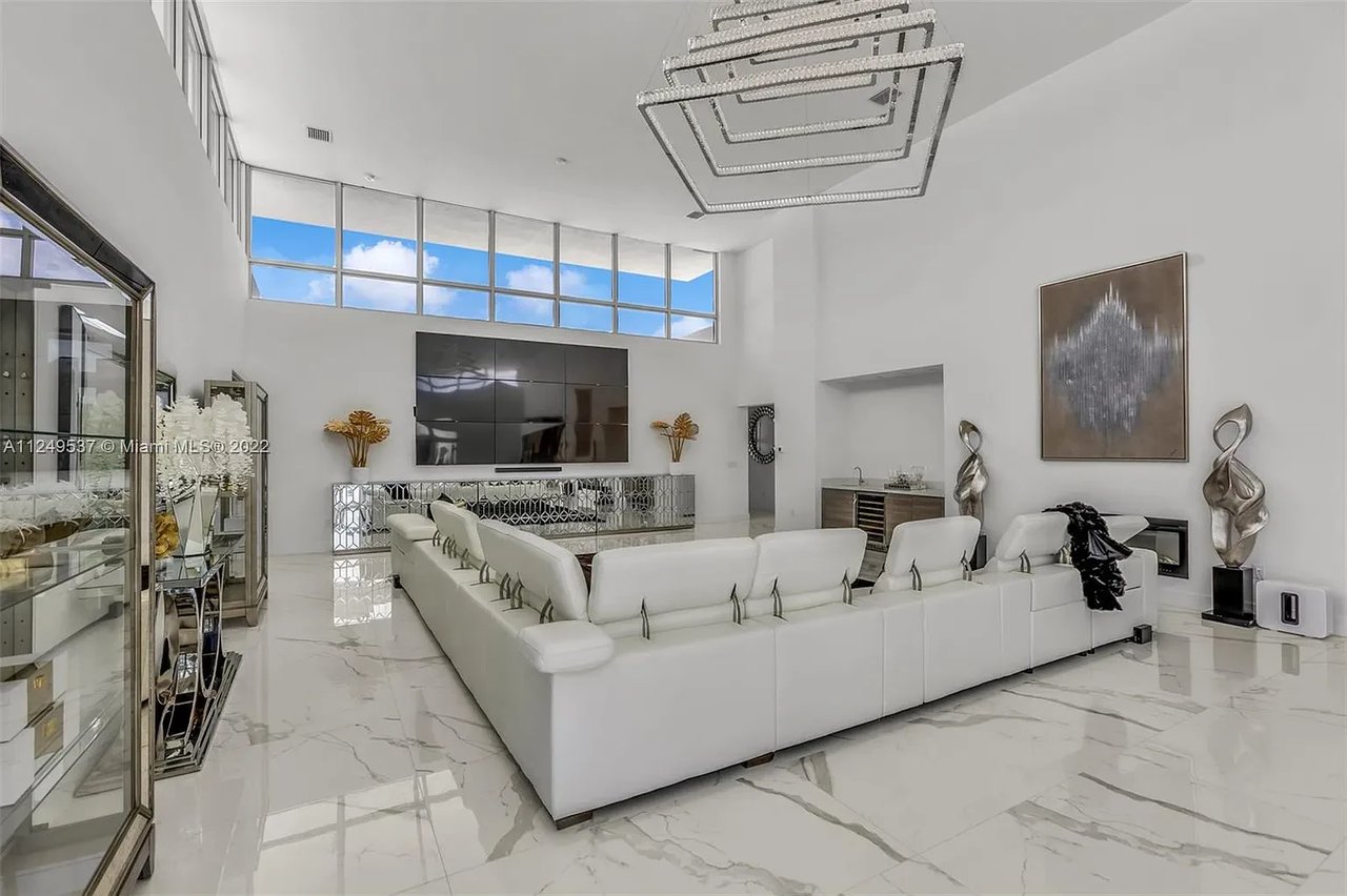 16672 S Botaniko Dr S