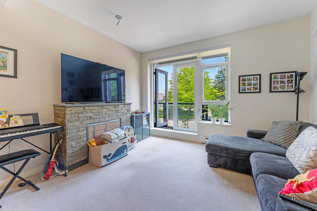 TH8-6063 Iona Dr