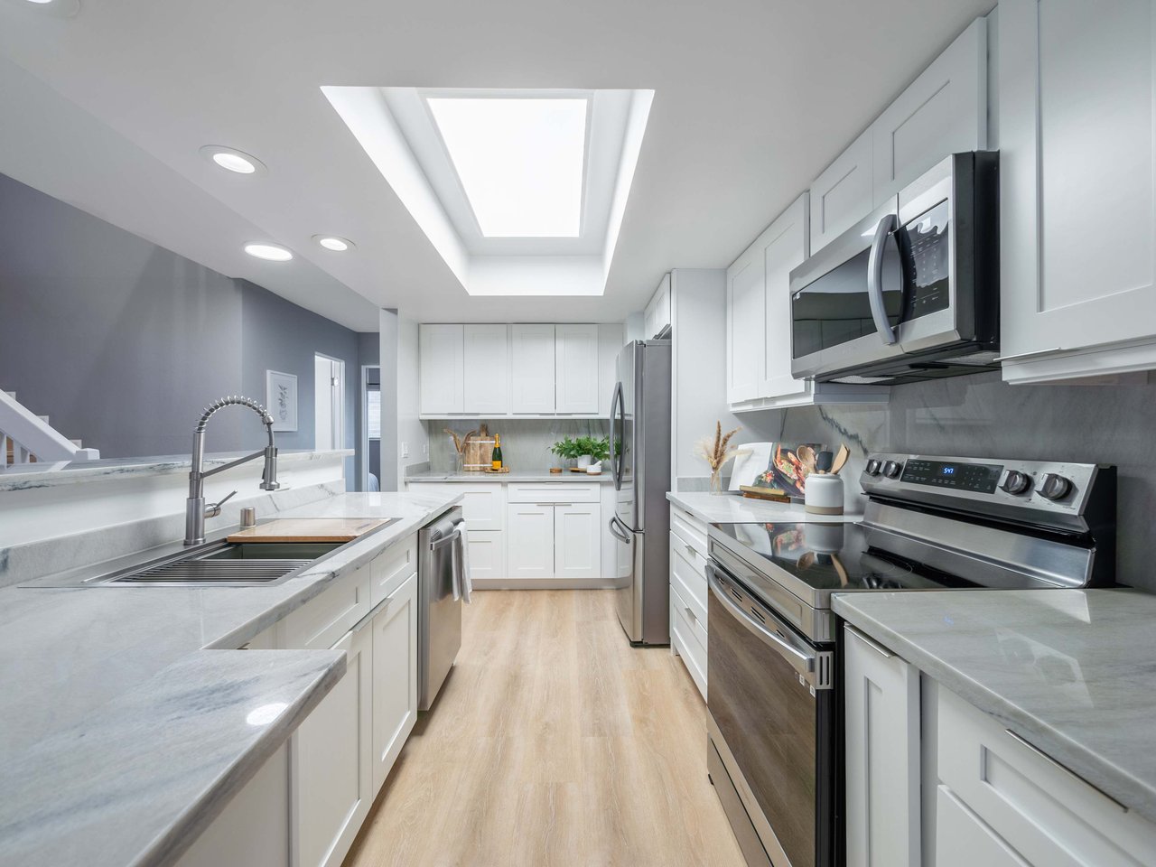 6204 Keokea Pl