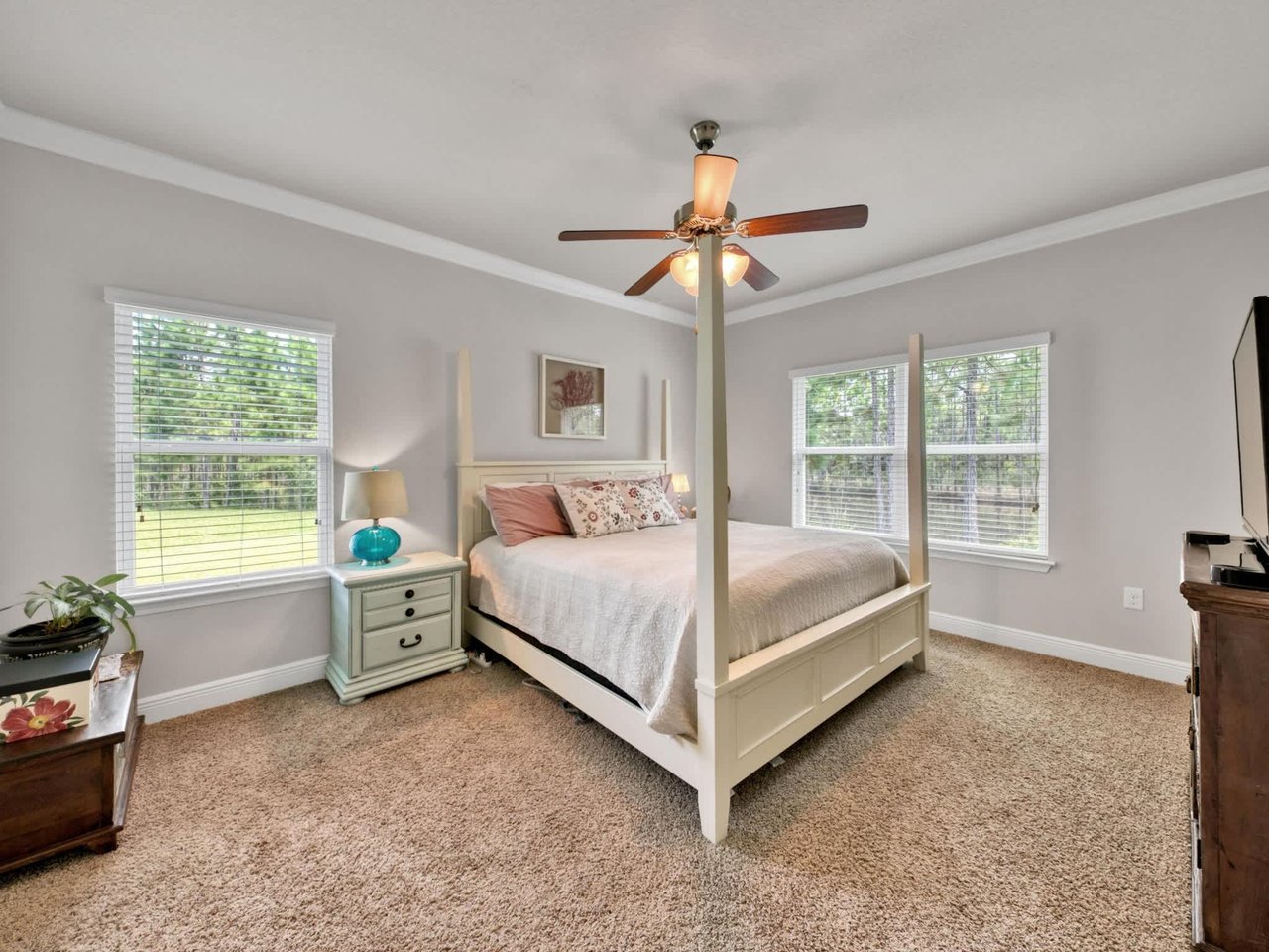 110 Eagle Haven Dr