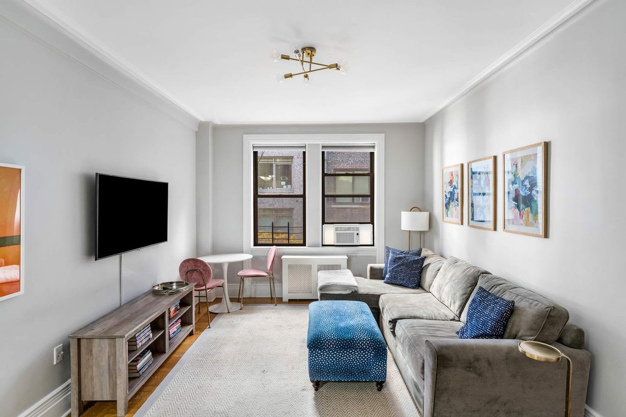 119 West 71st Street, Unit 5D