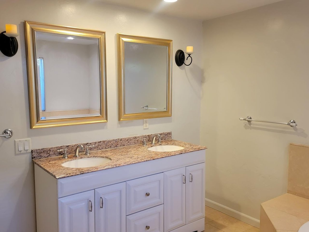 1305 Funston Ave