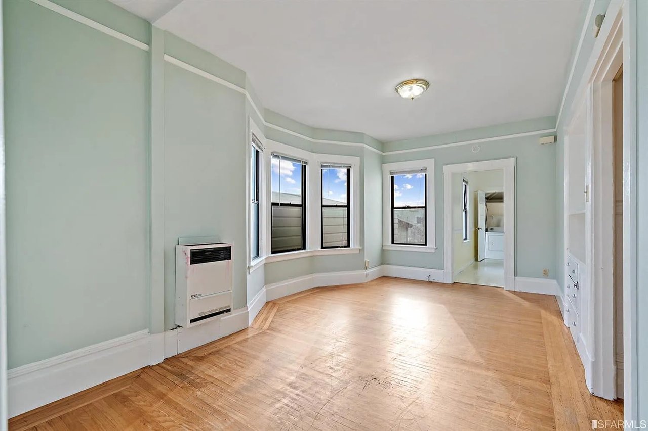 1231 41st Ave