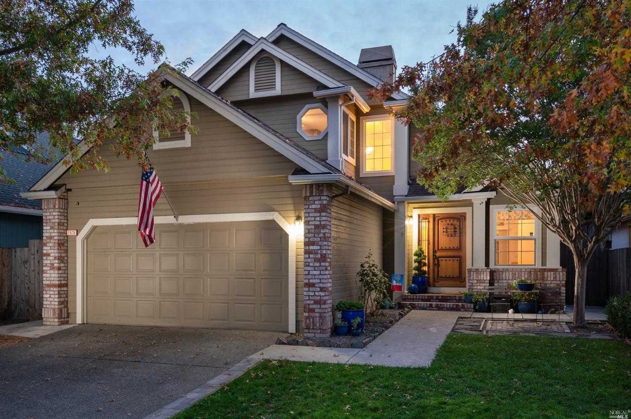2978 Tuxedo Pl