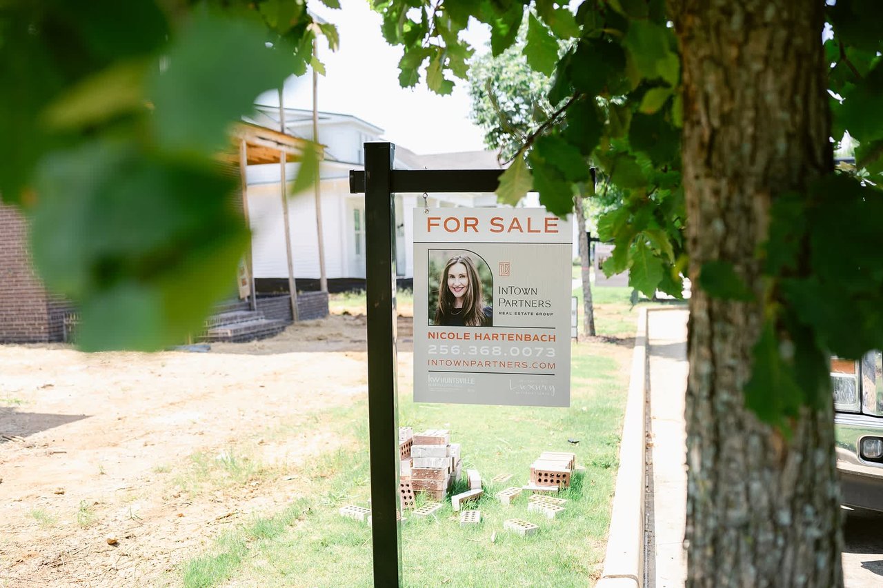 Lendon | Jones Valley Neighborhood