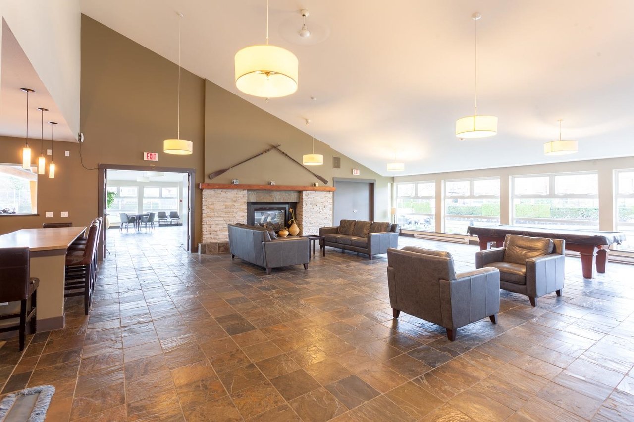 301-701 Klahanie Drive, Port Moody