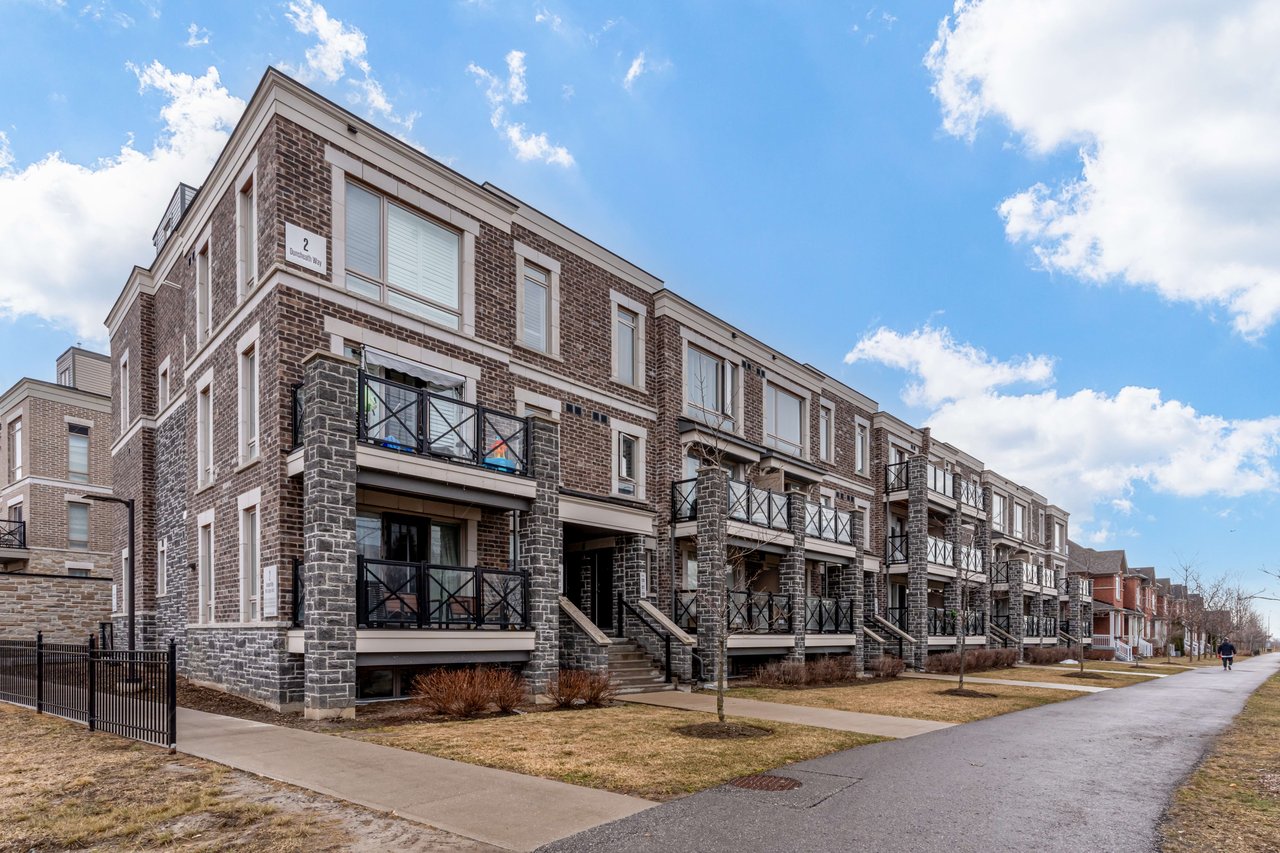 112-2 Dunsheath Way