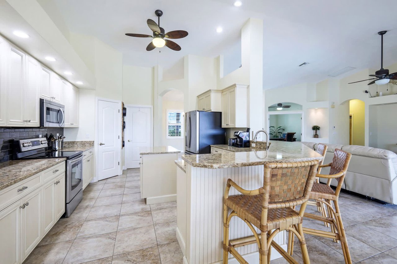 1908 SW 53rd Lane