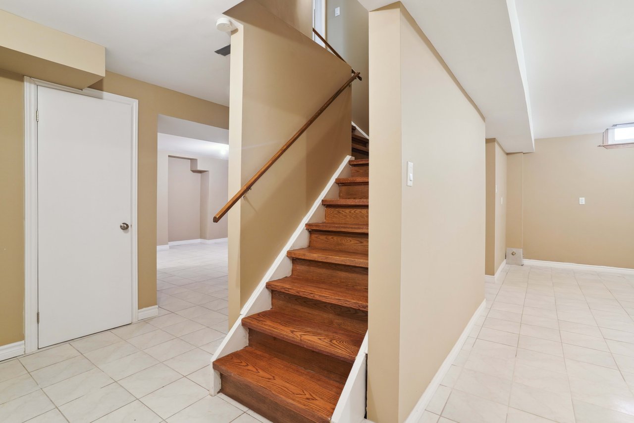 Fully renovated 4 bedroom in great location!