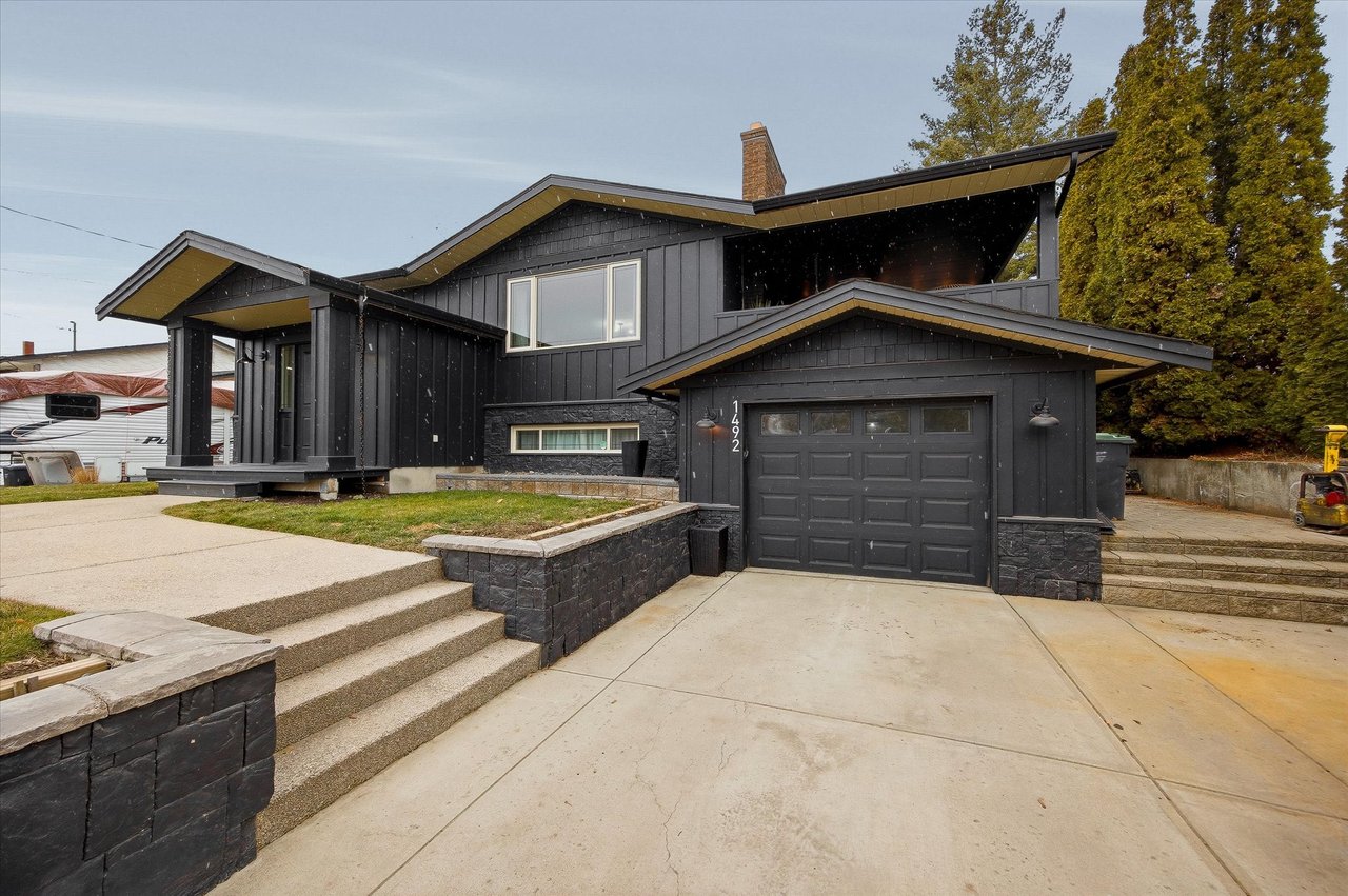1492 Forest Ave