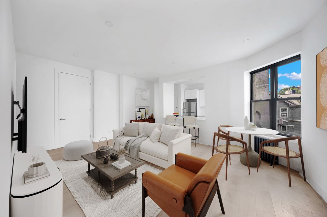 640 Ditmas Avenue, 10