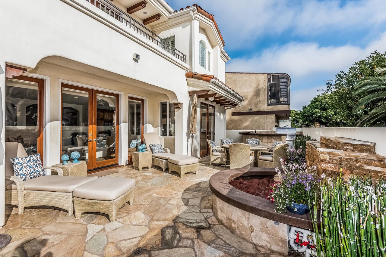 Beautiful Dennis Maloney Built Home