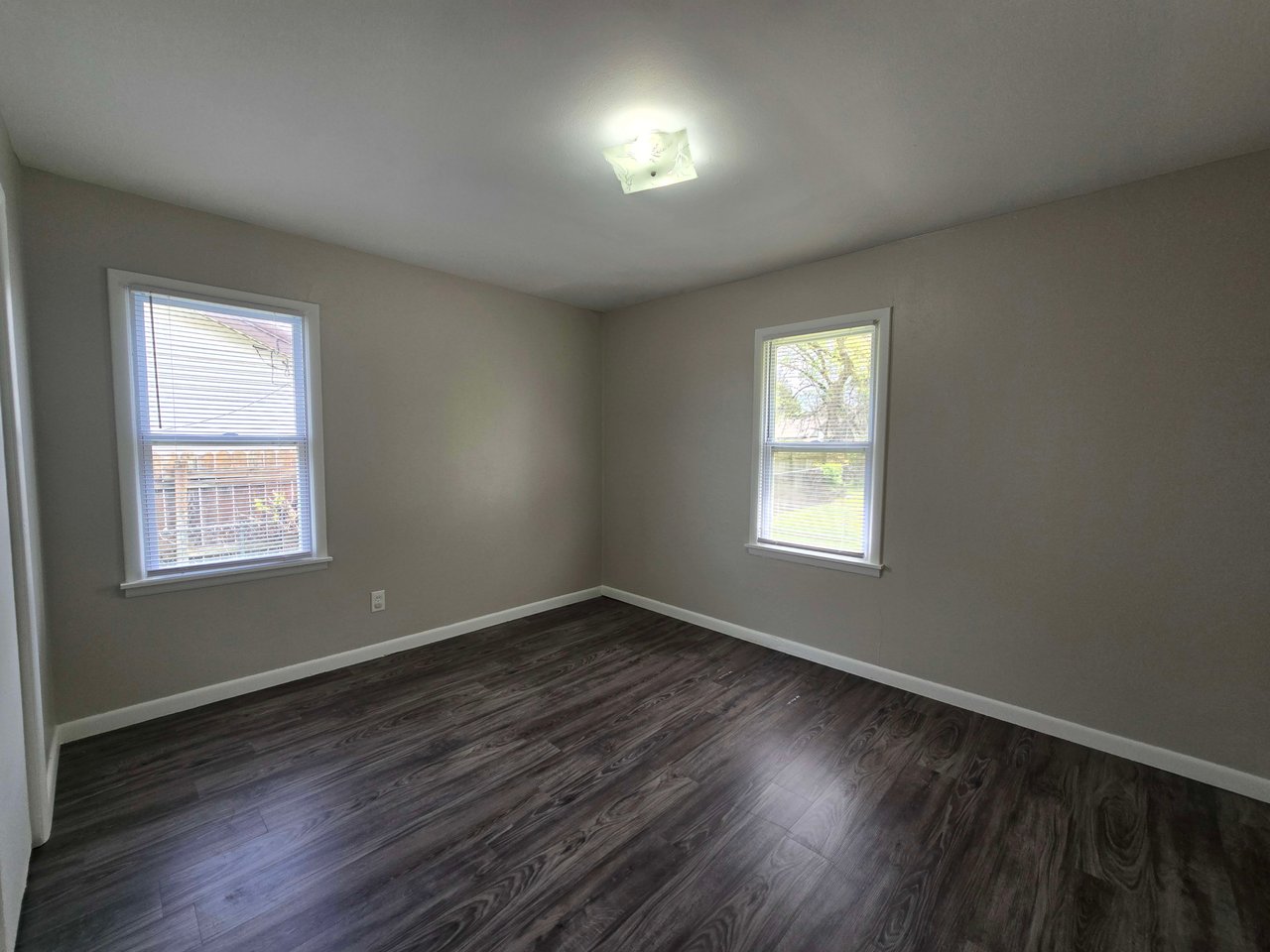 518 W Park 