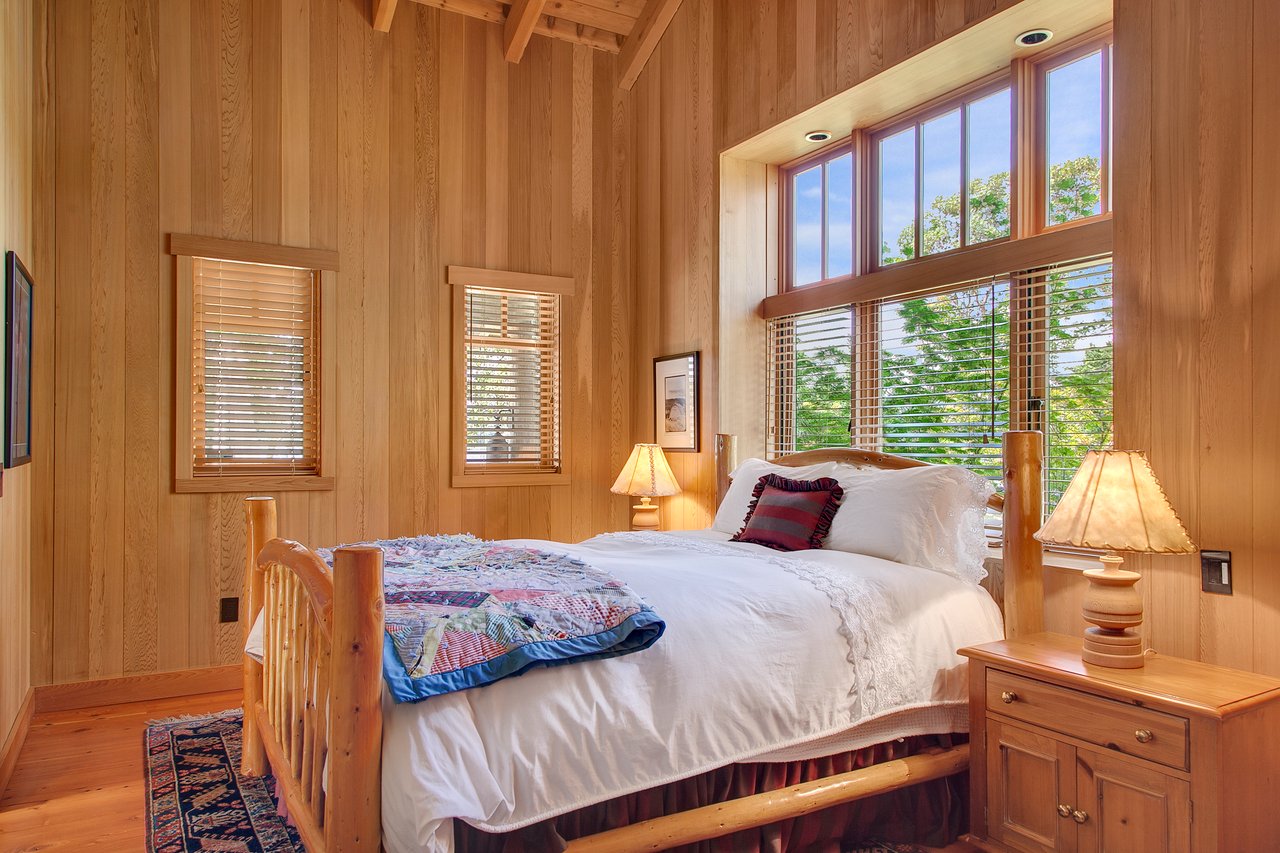 235 Seal Rock Lane, Friday Harbor 98250