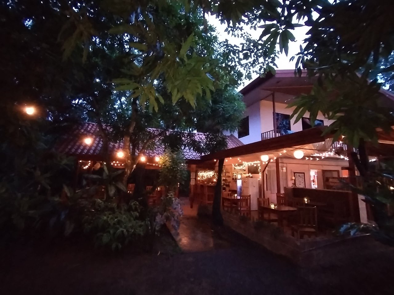 Established Restaurant with Living Quarters in Prime Uvita Location