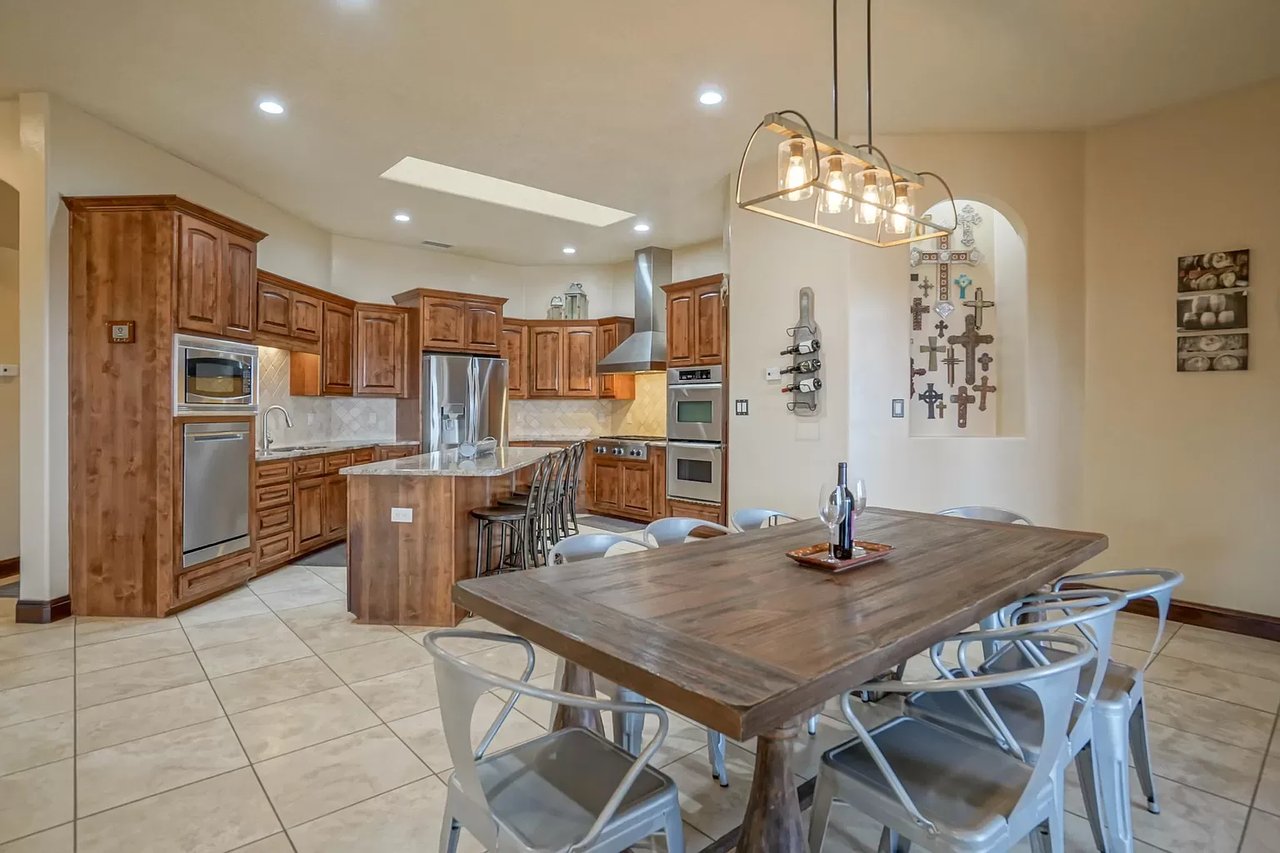3102 Octavia Ct NE