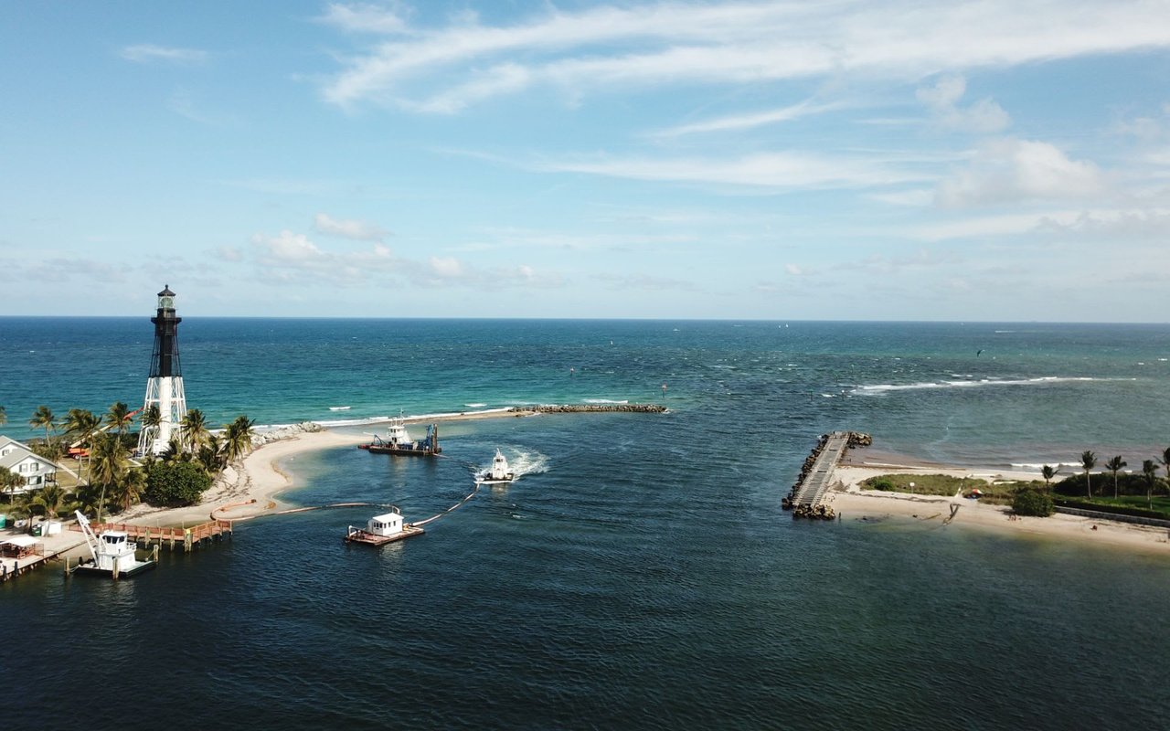 LIGHT HOUSE POINT