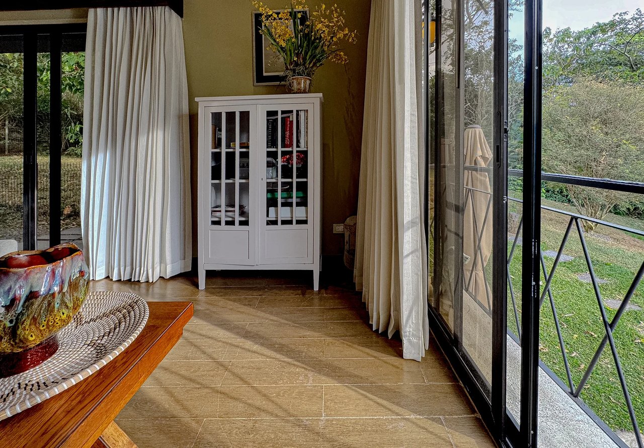 Dual Luxury Homes Estate, Heredia
