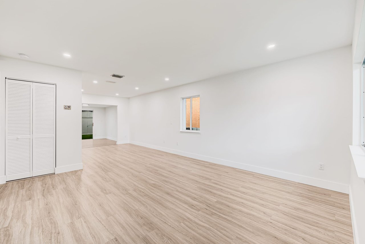 25038 SW 124th Ct, Miami, FL. 33032