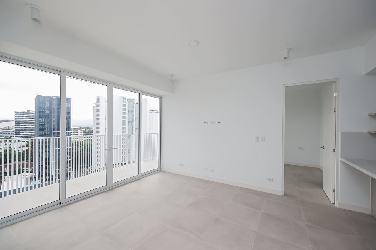 Contemporary City View Apartment, Sabana and Rohrmoser, San Jose