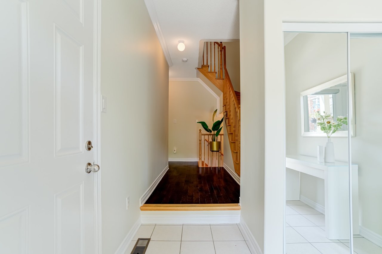 26 Black Locust Dr